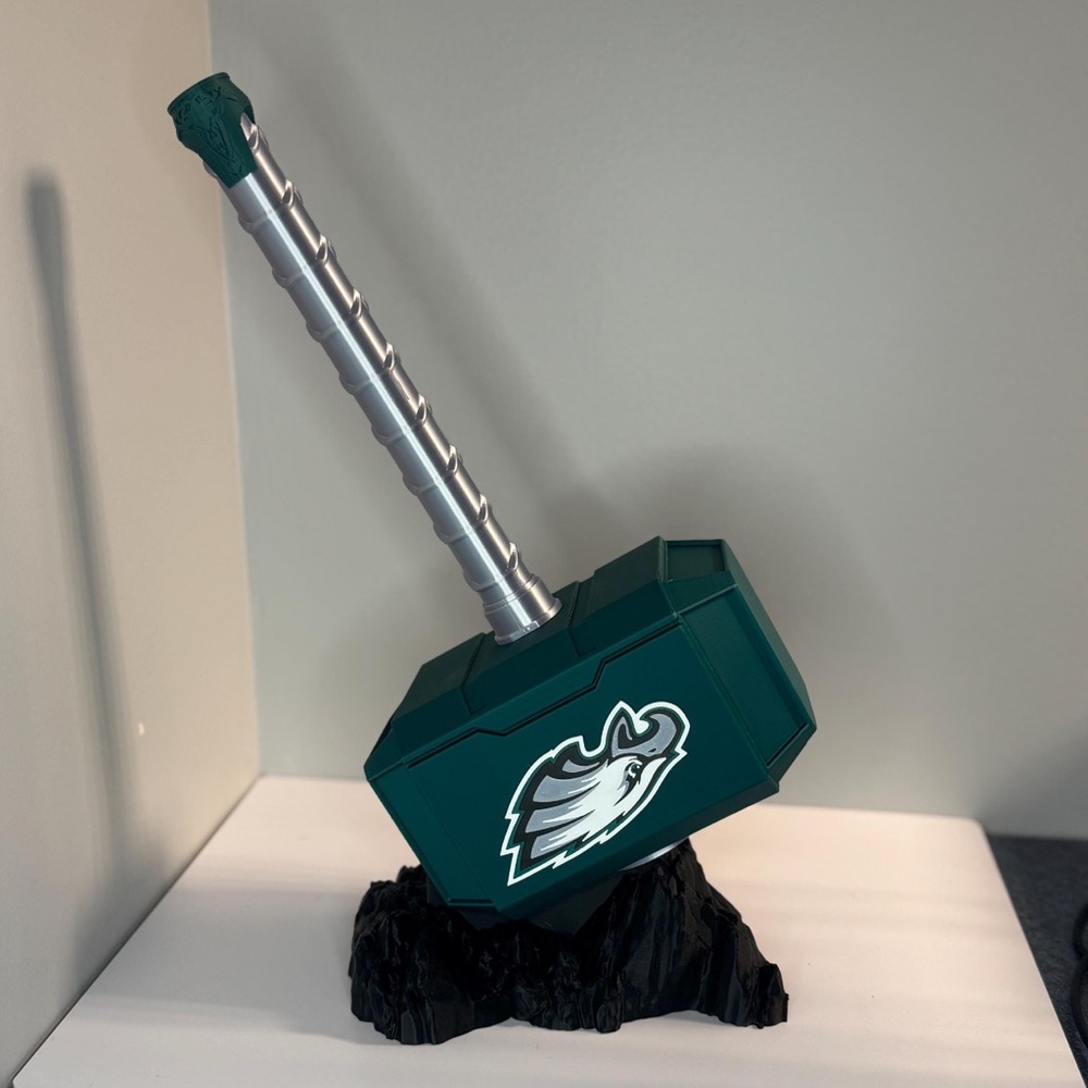 EAGLES THOR HAMMER with STAND